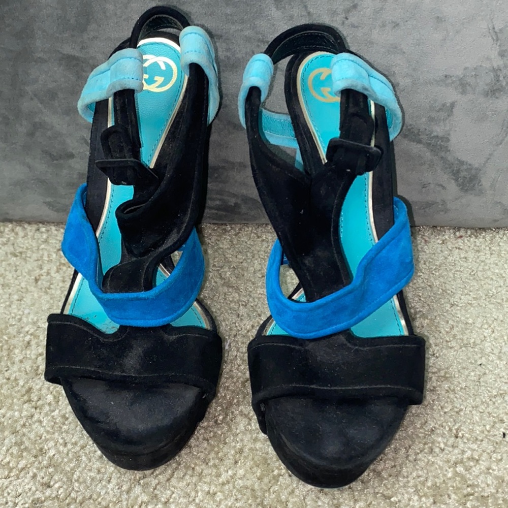 Black and Blue Suede GUCCI high heels
